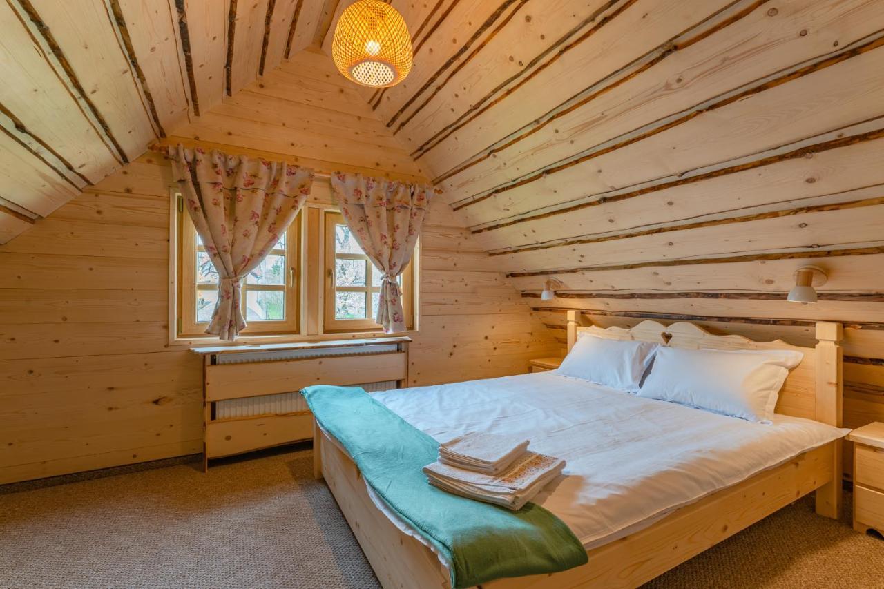 Cabane De Poveste Bran  Esterno foto